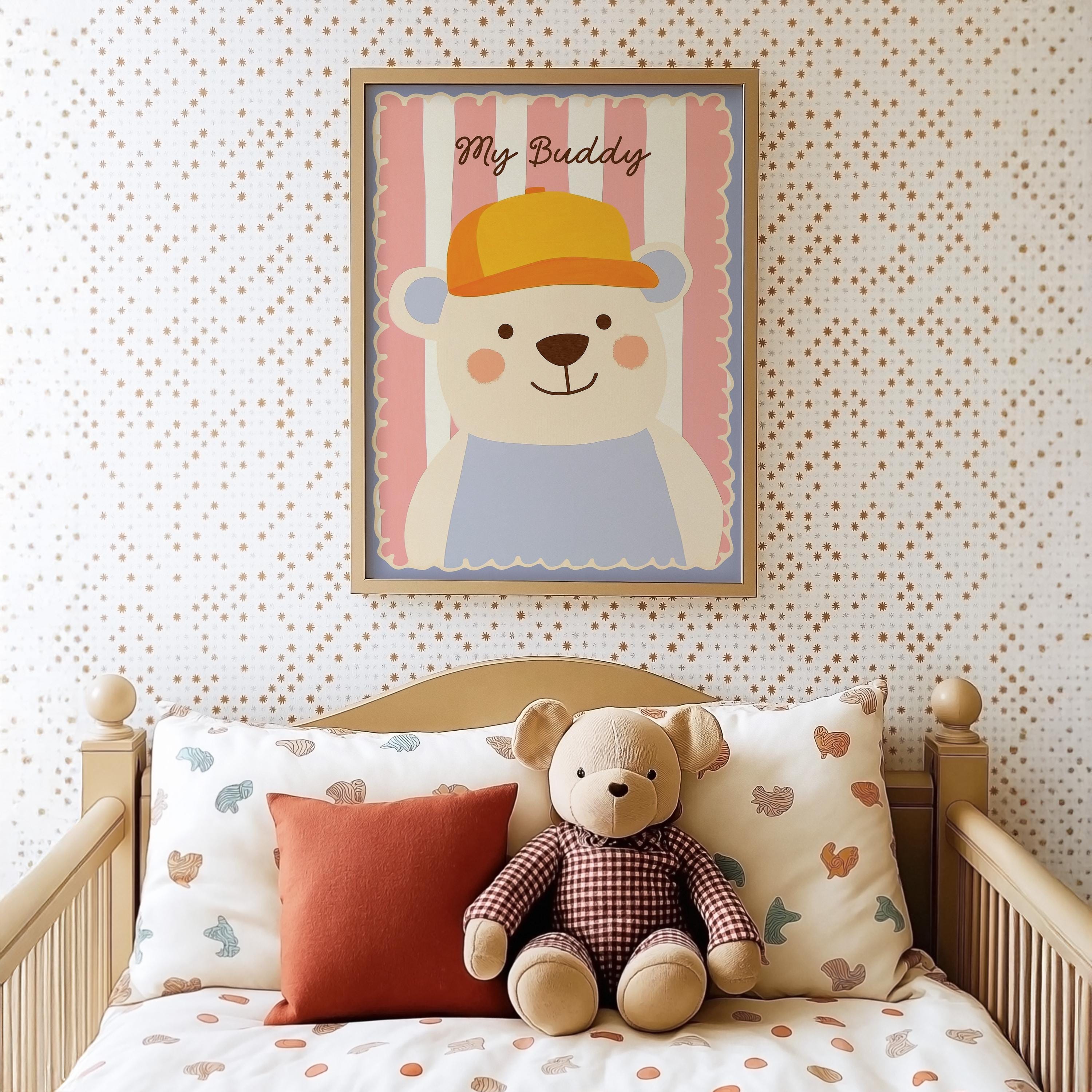 Poster Kinderzimmer Bär · My Buddy Schriftzug · Süßes Tierposter mit Mütze · Rosa & Pastell Deko · Freundliches Wandbild · Ohne Rahmen